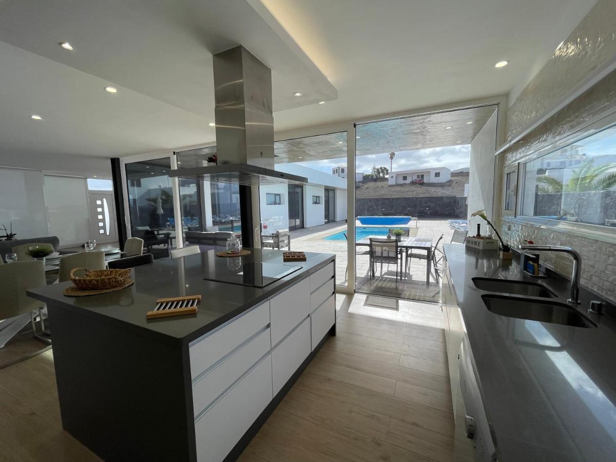 Eslanzarote Eco Villa Tony, Heated Pool, Jacuzzi, Sat Tv, Super Wifi La Costa Exteriör bild